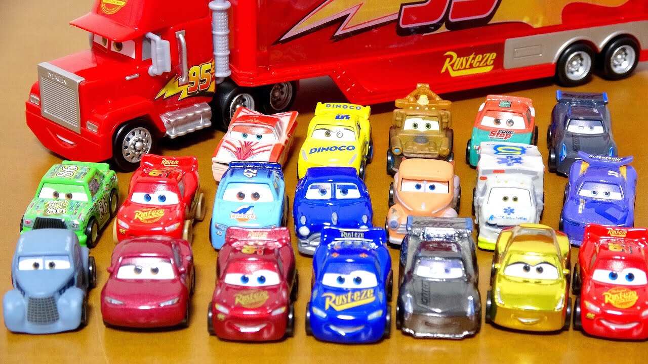 カーズ ディズニー ミニレーサーズ! コンプ出来ませんでしたが 集めた