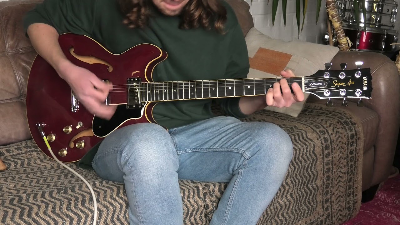 Yamaha Super Axe SA1200S Semi Hollow Body Guitar 1980 - YouTube