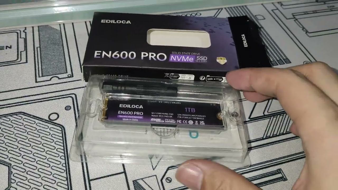 Ediloca EN600 PRO 1TB Unbox and Benchmark - YouTube