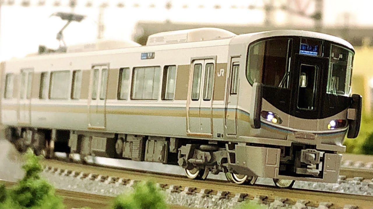 60fps!!】Nゲージ KATO 225系100番台 新快速 8両編成 走行動画 - YouTube