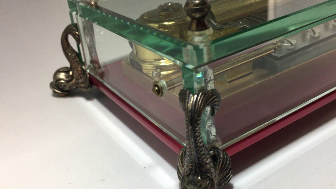 REUGE リュージュ 72弁 オルゴール ララのテーマ他 - YouTube