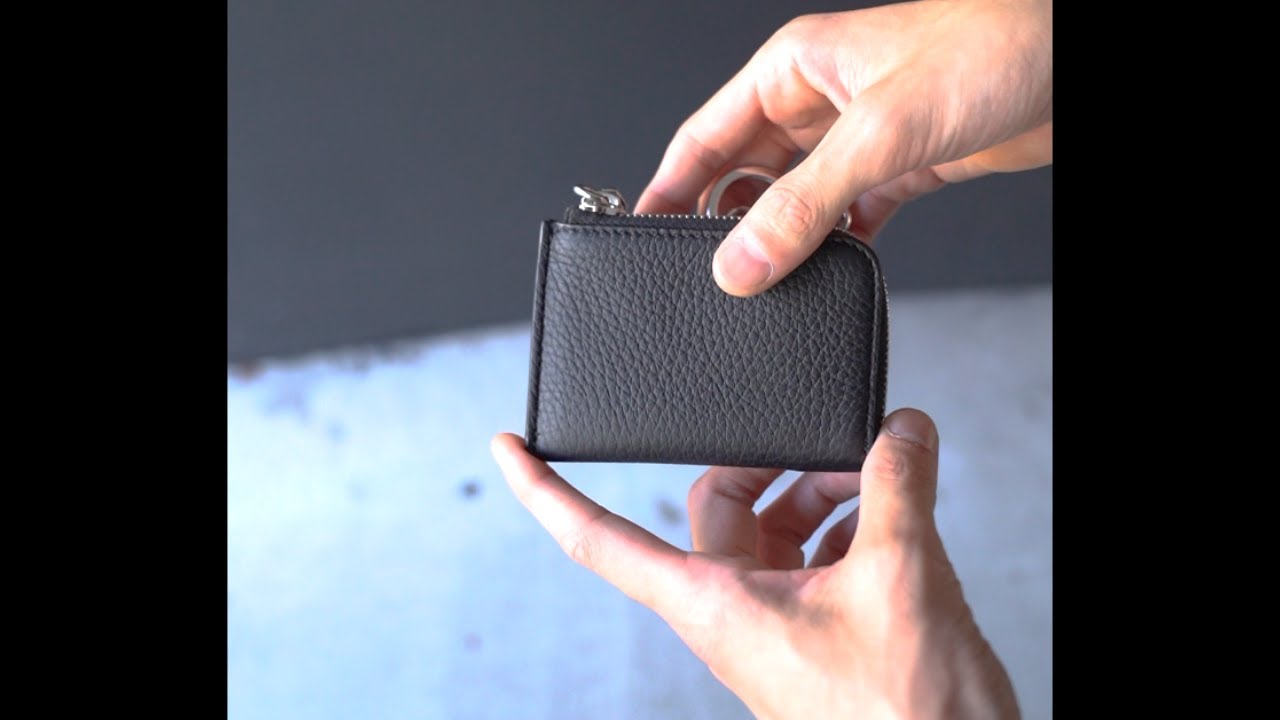MAISON MARGIELA WALLET ZIP AROUND HOOK AND KR - YouTube