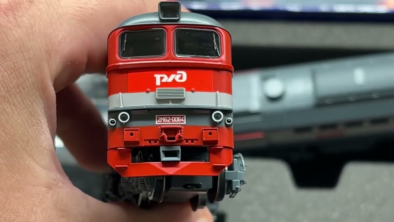 Roco 73792 RZD 2M62 - YouTube