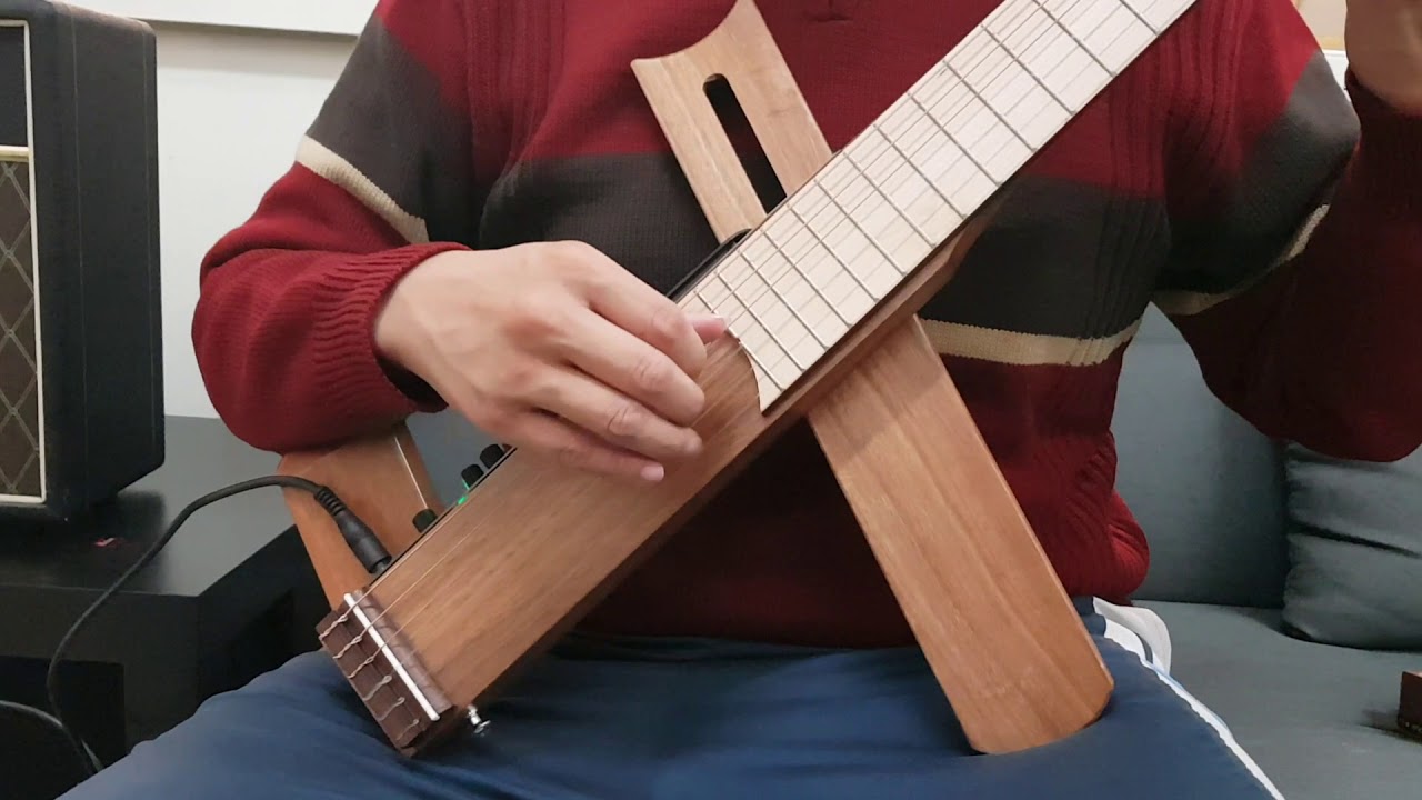 Cross Guitar 2.0 折り畳みギター 第二弾 - CAMPFIRE (キャンプファイヤー)