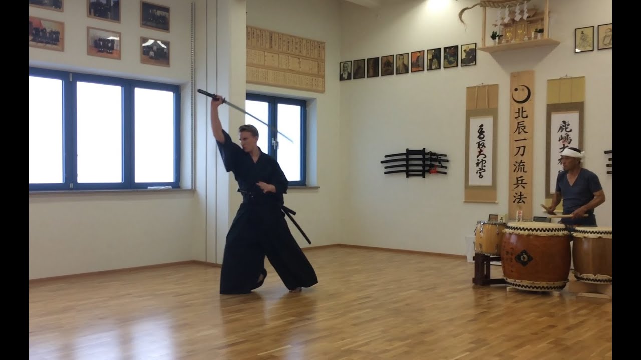 北辰一刀流兵法 / 抜刀術 Hokushin Itto-Ryu Hyoho / Battojutsu - YouTube