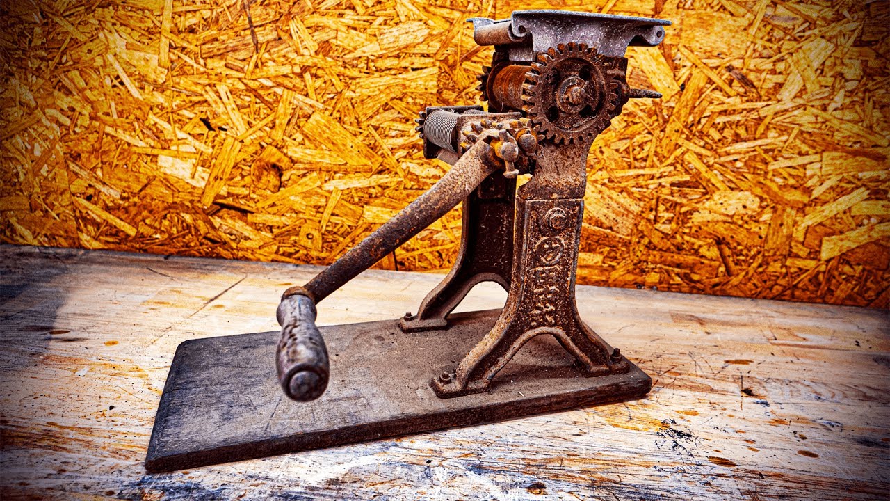 Repair an old rusty noodle making machine - YouTube