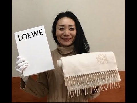 第702回 ロエベ新作【914 24 033バイカラーマフラーグレー＋レッド