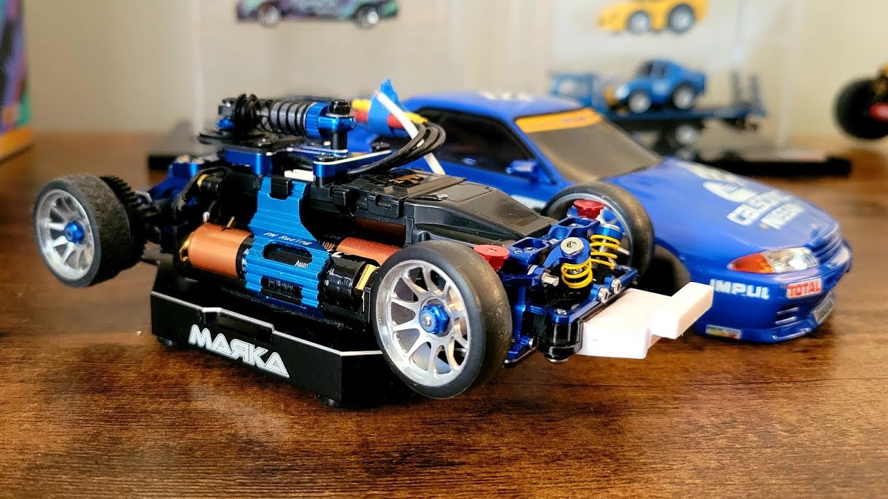 Kyosho Mini Z MR-03EVO Build and Test Run Calsonic R32 - YouTube