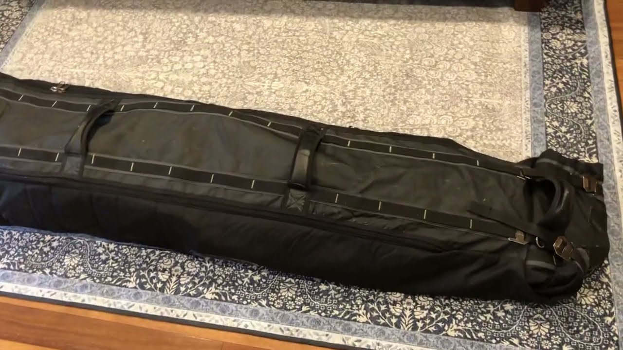 Long term review of the Djärv Snowroller ski bag from DB (formerly