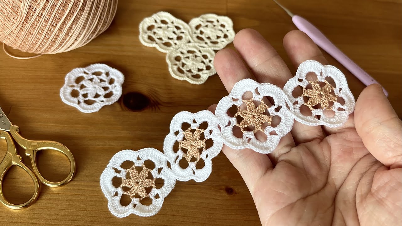 編み図DL】2色で上品かわいい。繋ぎ方アレンジ可能なお花モチーフの