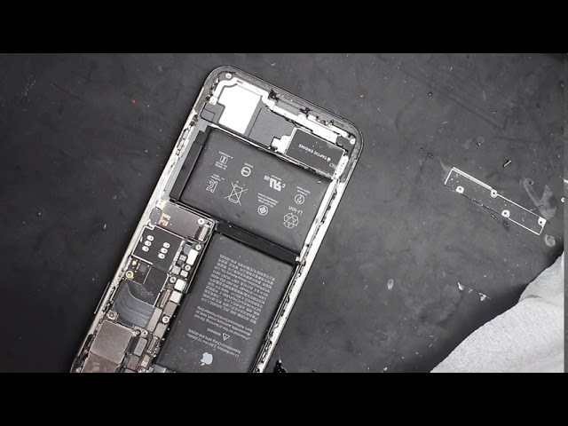 iPhone XS Max 画面バッテリー交換修理分解 - YouTube