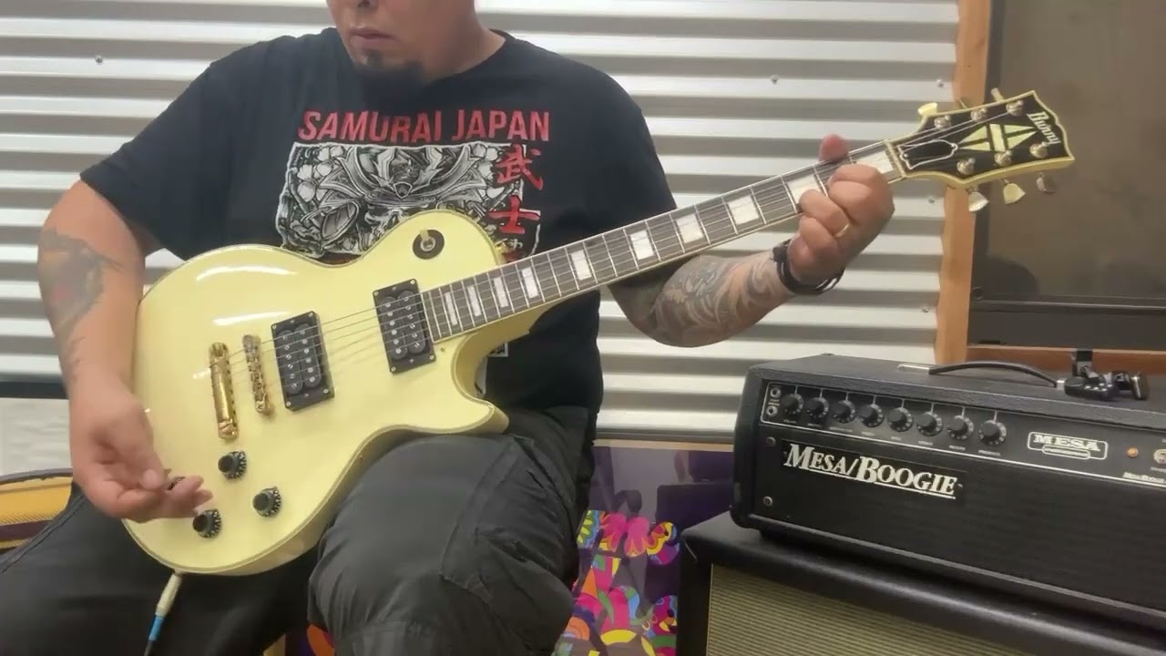 1980's Burny RLC-60 Les Paul Custom - YouTube