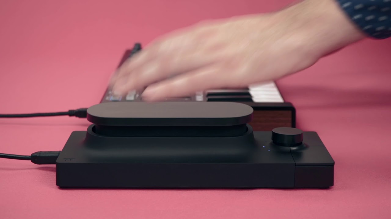 元箱アリ Expressive E - Touche 元箱アリ Expressive E - Touche