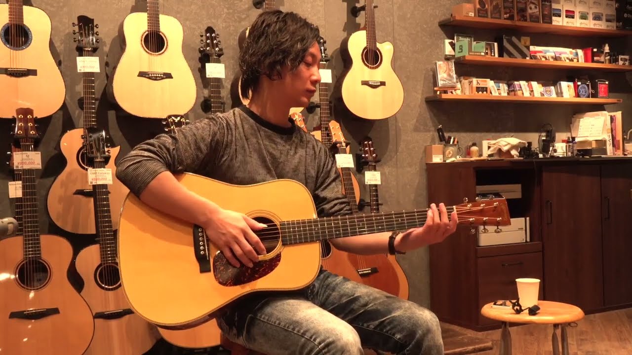 Martin D-28 AUTHENTIC 1937 (2014) Blue-G & Yuki Matsui - YouTube