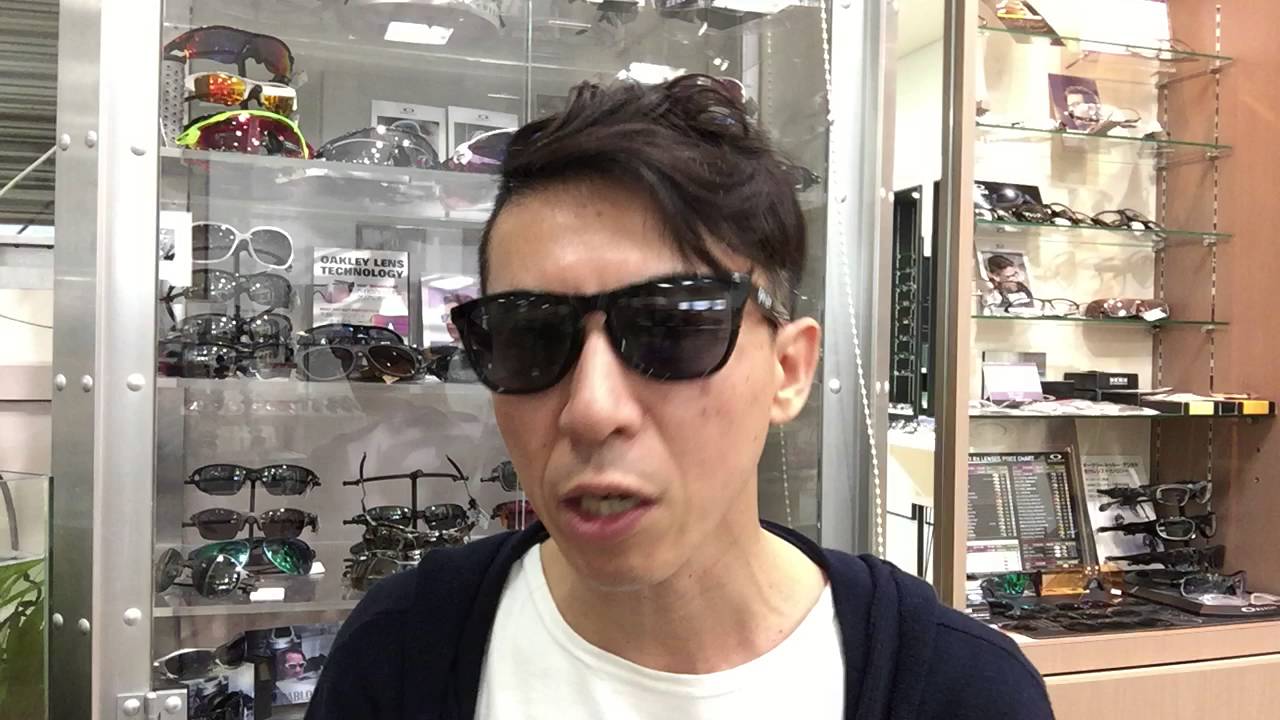 OAKLEY Frogskins Asian Fit Hamaya movie - YouTube