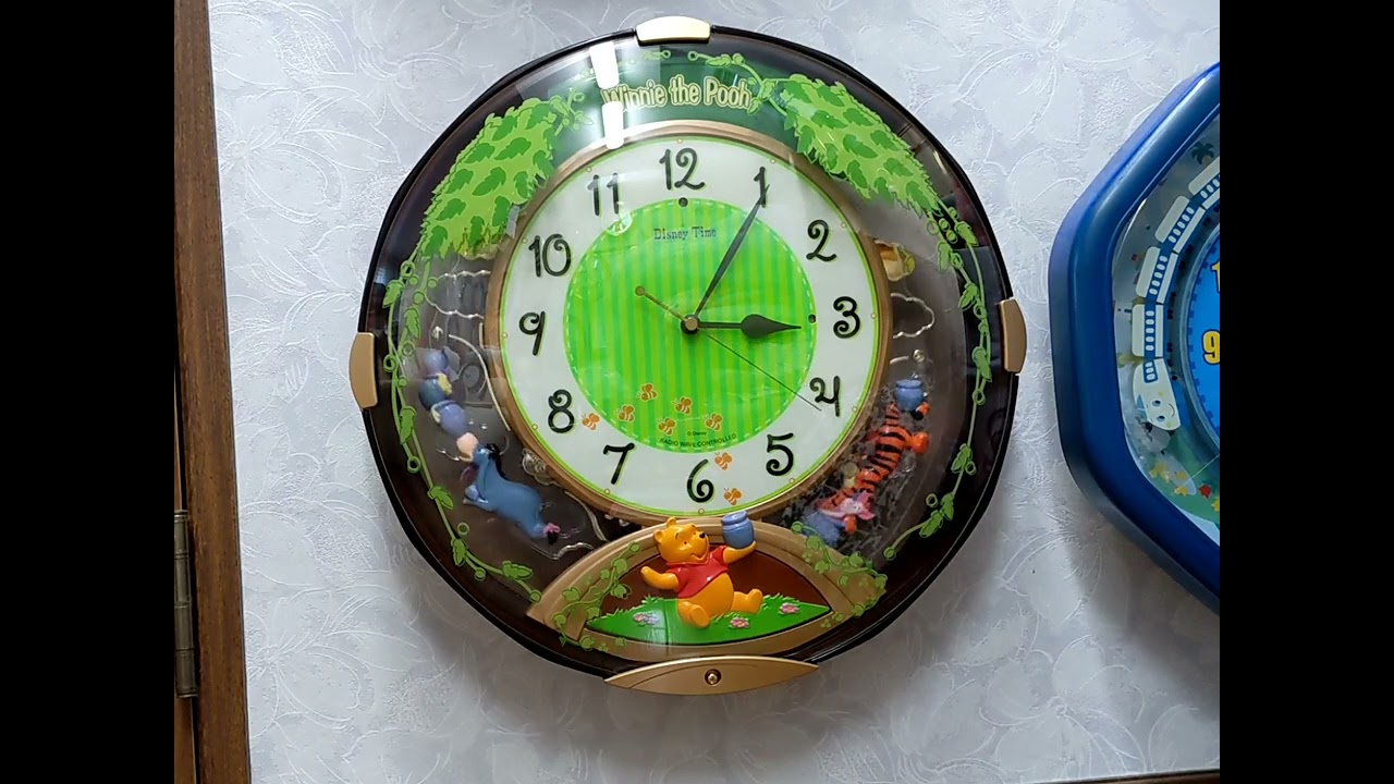 SEIKO セイコー Disney Time FW543B くまのプーさん - YouTube