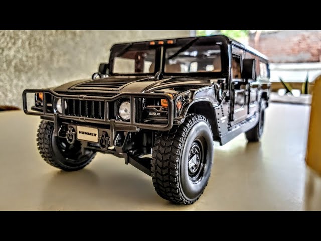 1:18 Maisto HUMMER H1 Wagon Review - YouTube