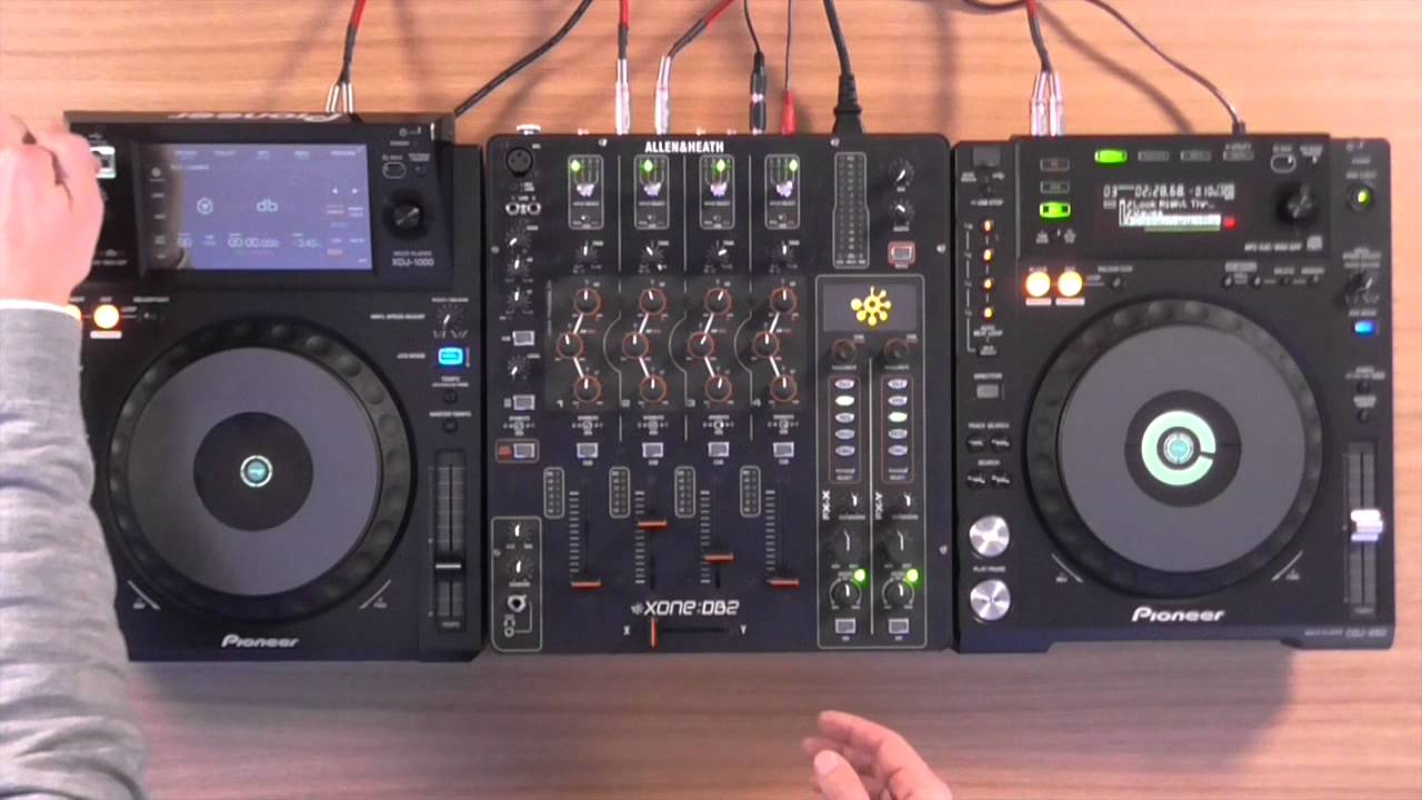 Pioneer CDJ-850 vs XDJ-1000 - YouTube