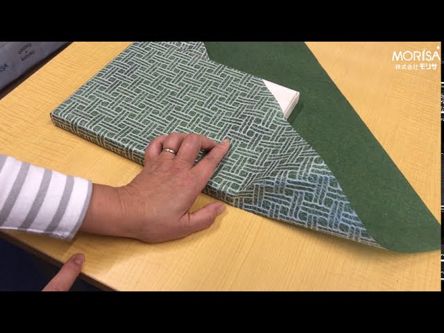 基本ラッピング「斜め包み」【和紙ラッピングのモリサ】 - YouTube