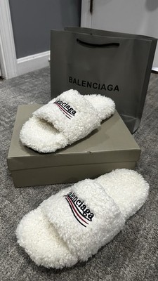 White balenciaga fur slides size 44 EU / 10 US, comes with box and