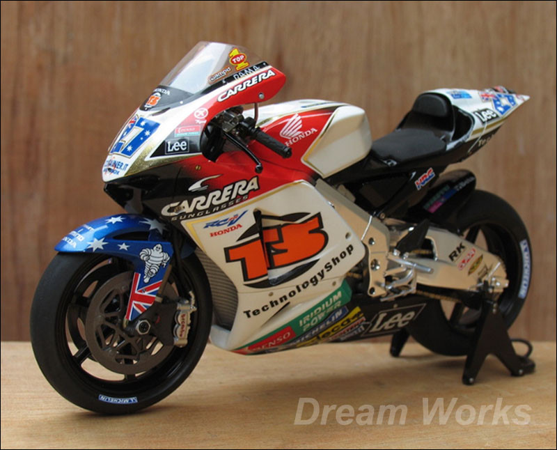 Award Winner Built TAMIYA 1/12 LCR Honda RC211V '06 MotoGP Team