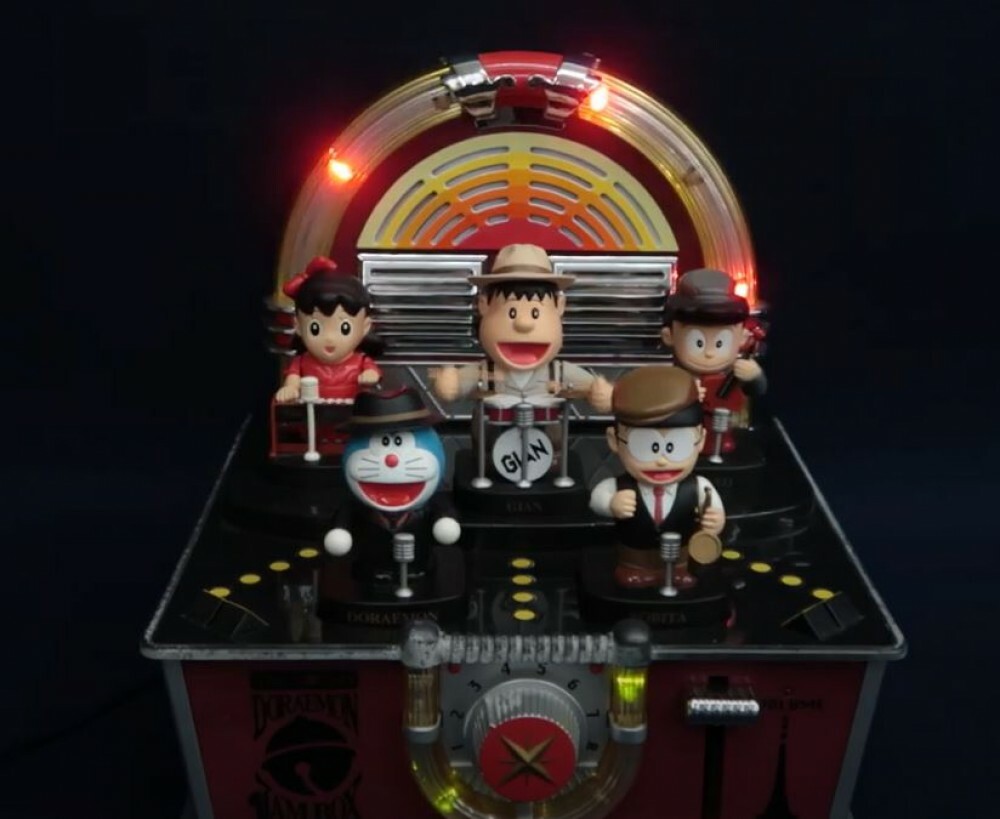 DORAEMON JAM BOX Sound and Light up action w/5pcs Figures NIB Rare