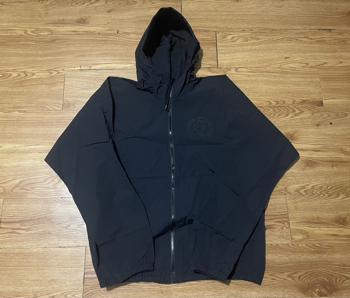 Yeezy WB-01 Windbreaker Black size 2 or M-L | eBay