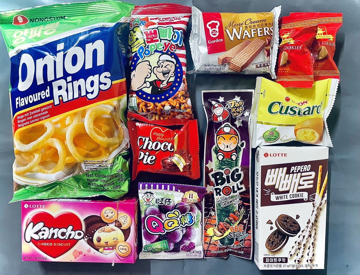Asian snack treats box 10 pieces+1 Surprise Gift🎁 . Hampers