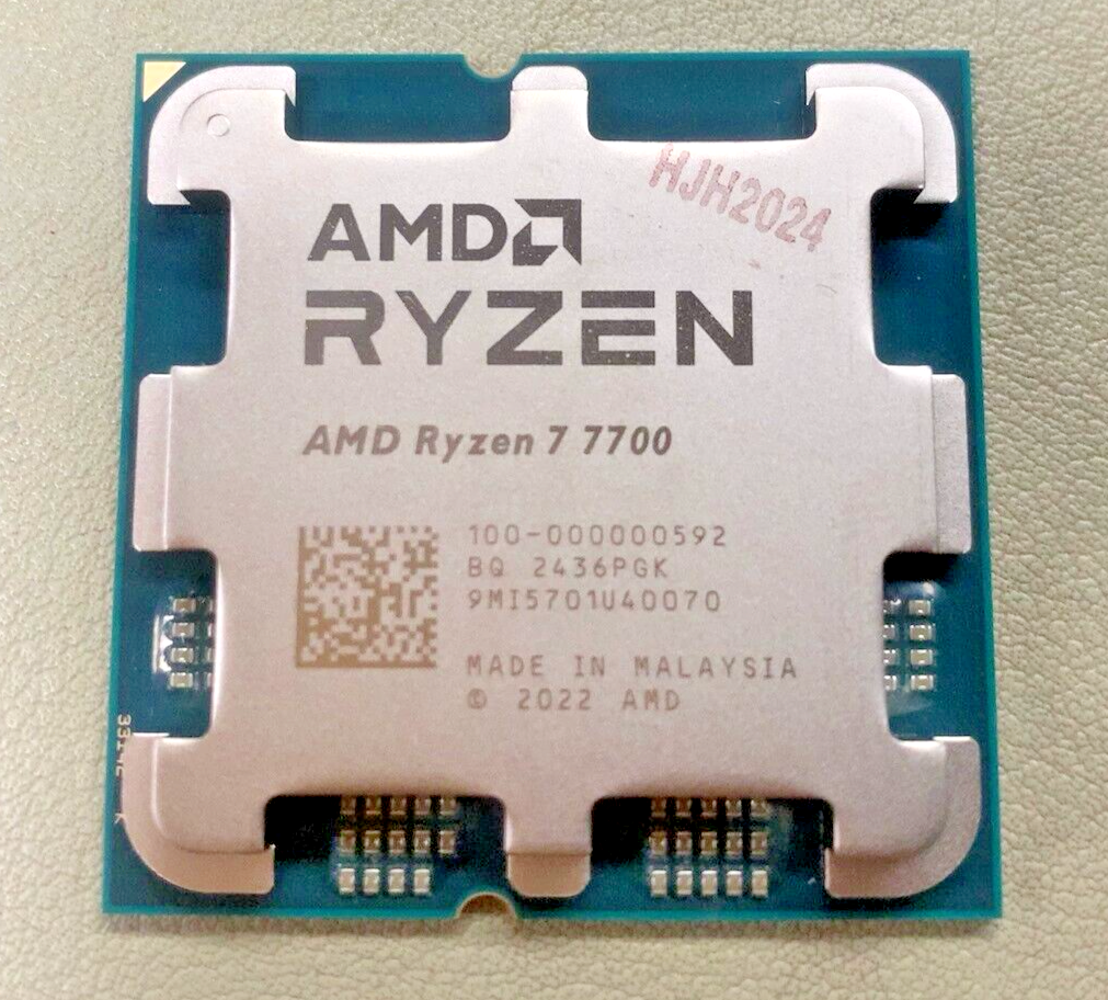 AMD Ryzen 7 7700 AM5 3.8 GHz 8-Core R7 7700 32MB 65W CPU Processor
