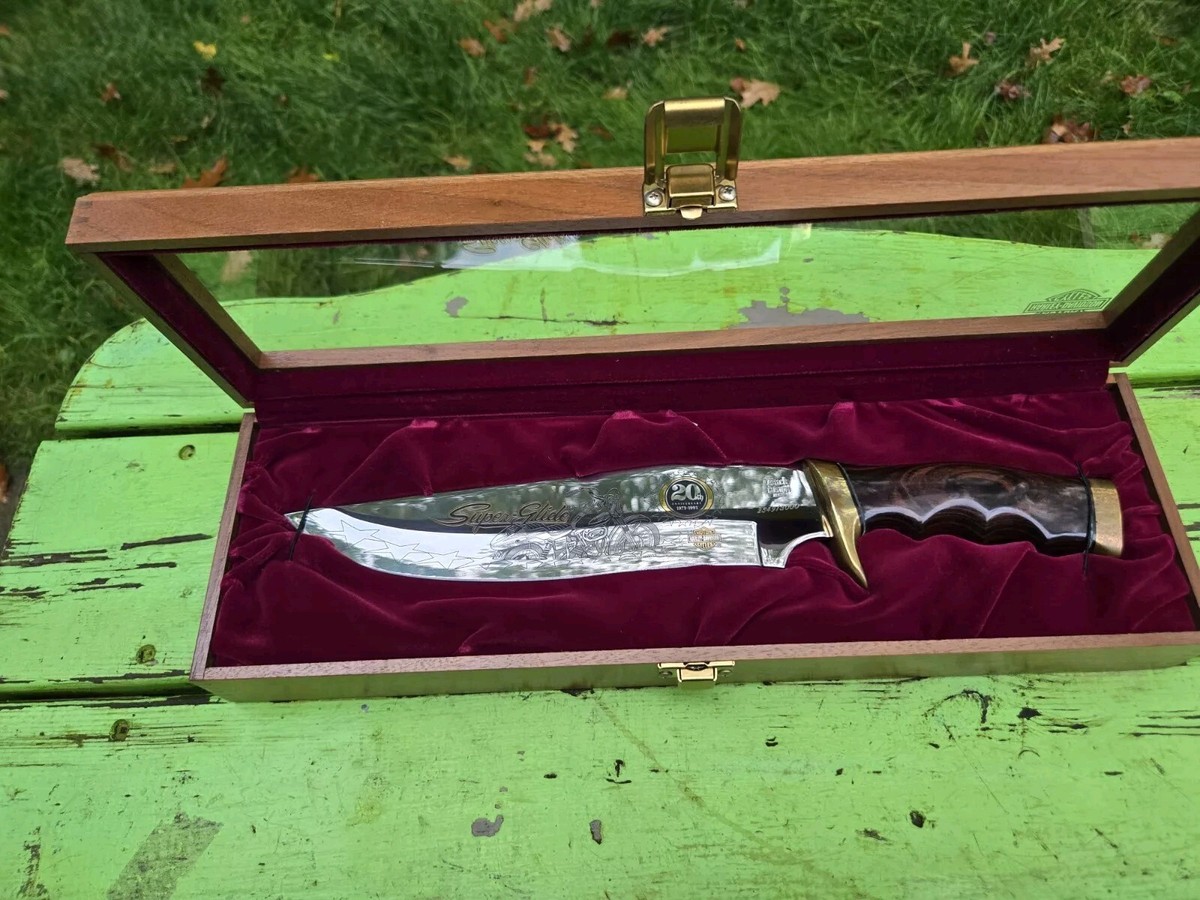 Harley-Davidson Super Glide 20th Anniversary Buck Custom Knife
