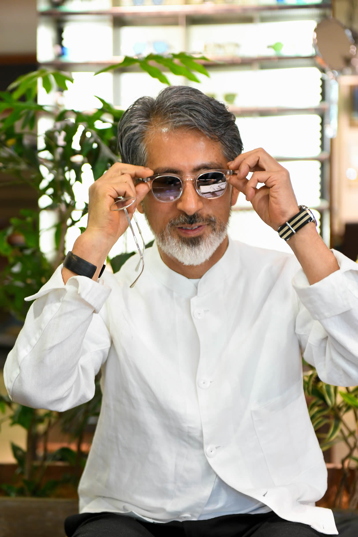 世界一の眼鏡店が選ぶ、これからの季節に必携のサングラス5タイプ - BRUDER