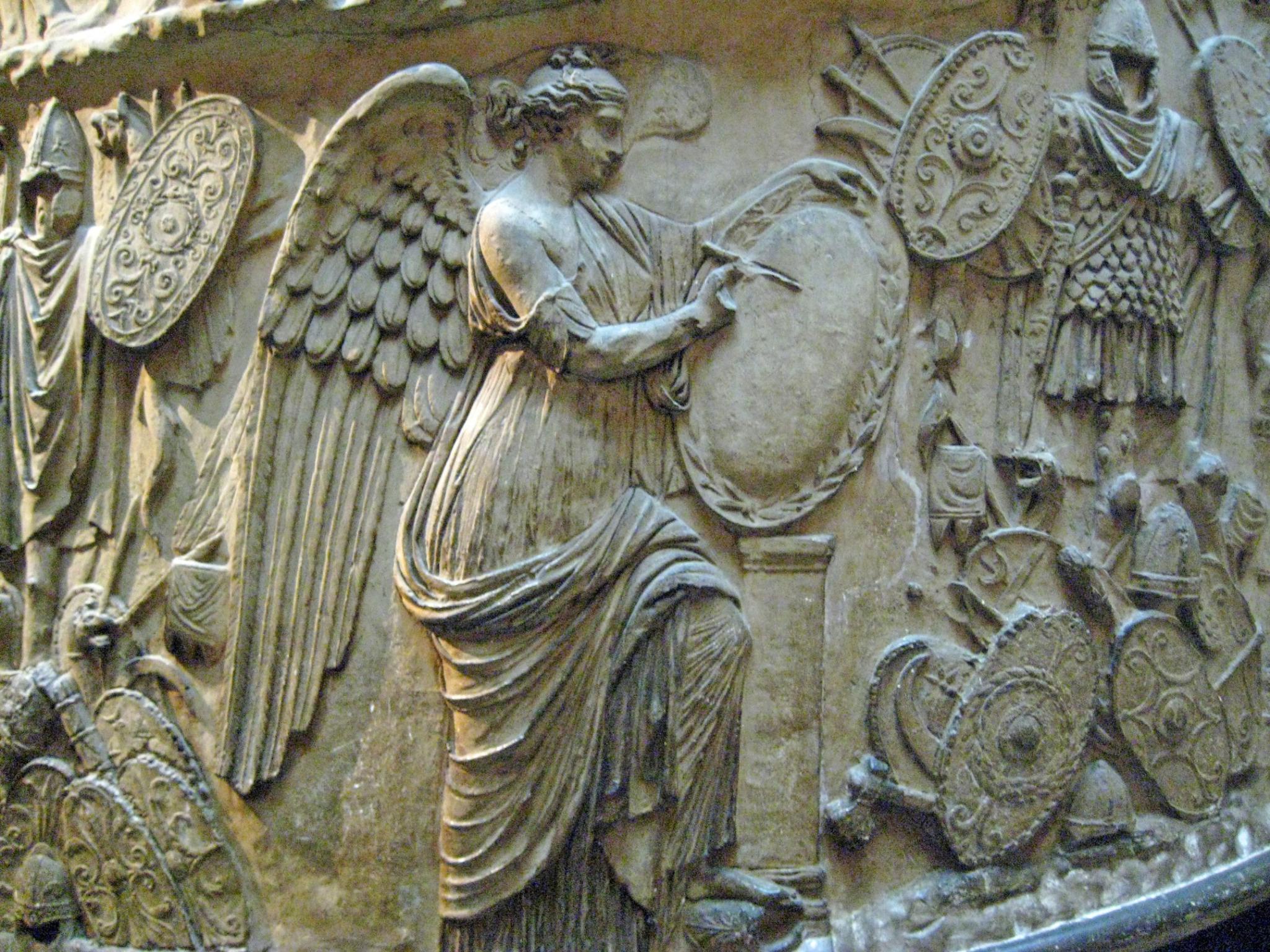 1826年にブレシアで発見されたこの勝利の女神像は、おそらく1世紀の第2