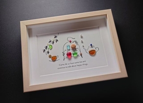 これがガラスのカケラ？…長い年月を波で磨かれた美しさ 姉妹で営む工房