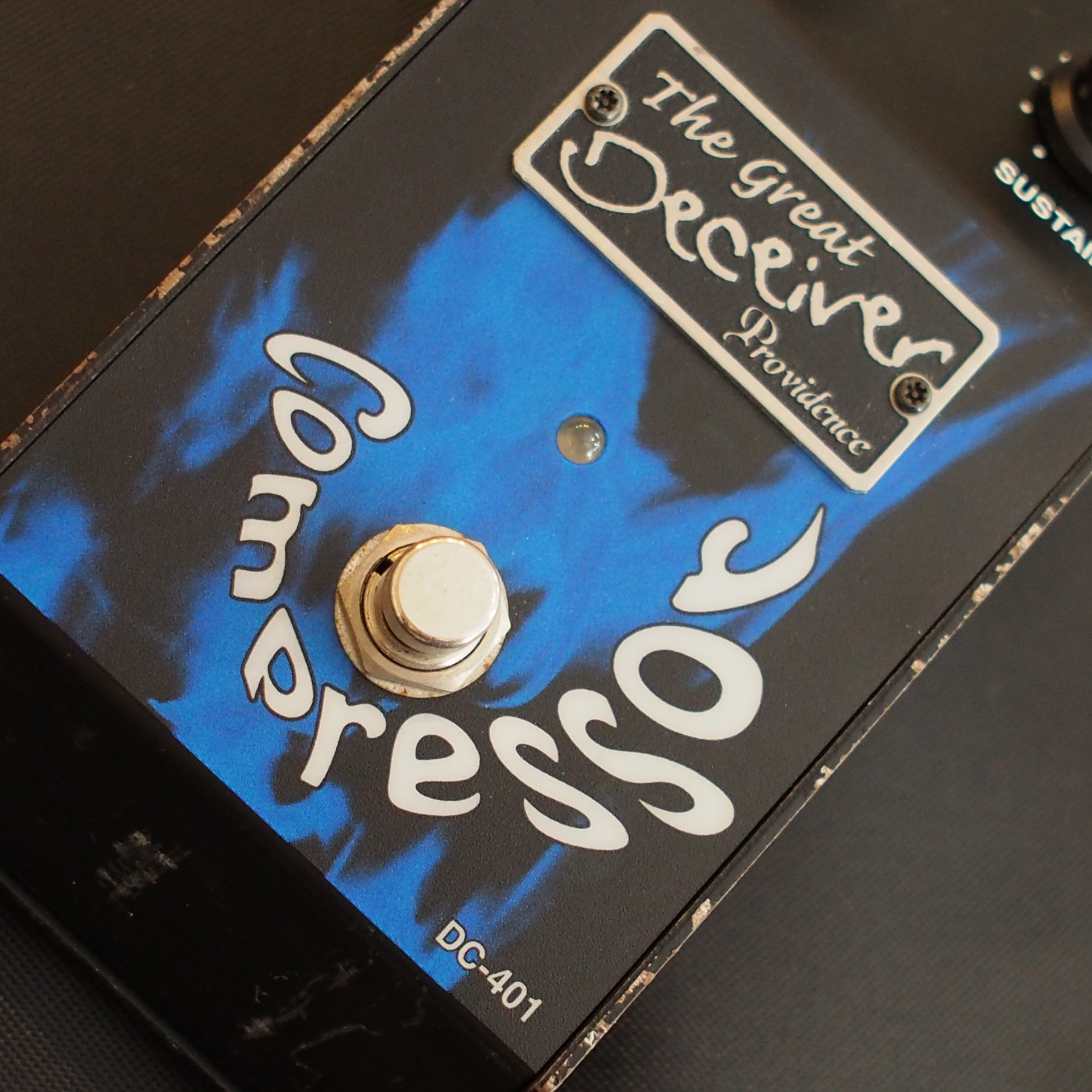 Providence DC-401コンプレッサー エフェクター Providence DC-401