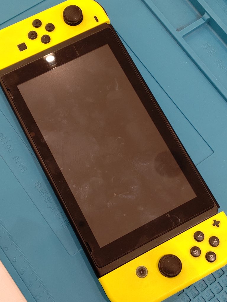 東郷店】Nintendo Switchの膨張したバッテリー交換【愛知県豊明市から