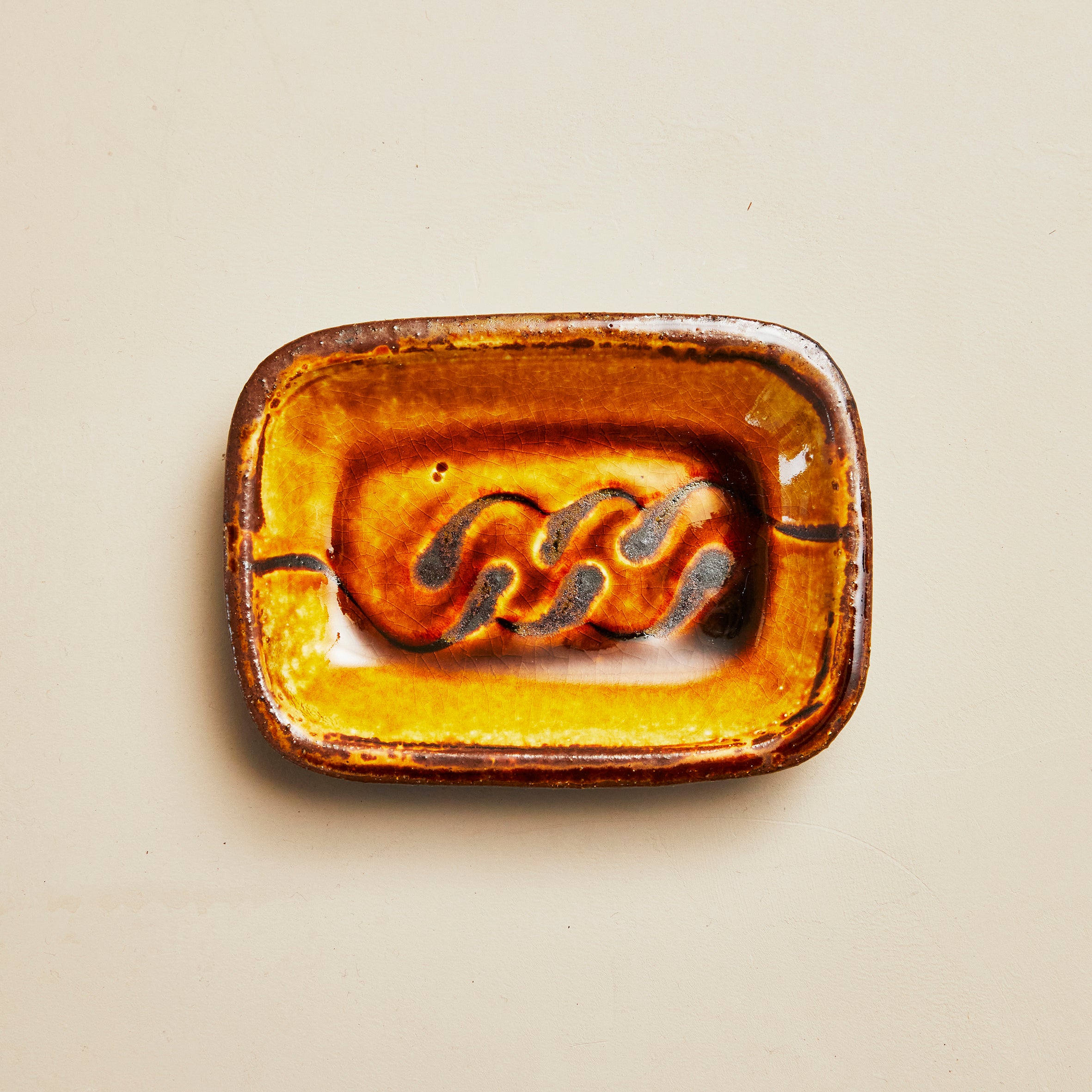 小代焼 ふもと窯 井上尚之 スリップ角皿【特小】 – IEGNIM