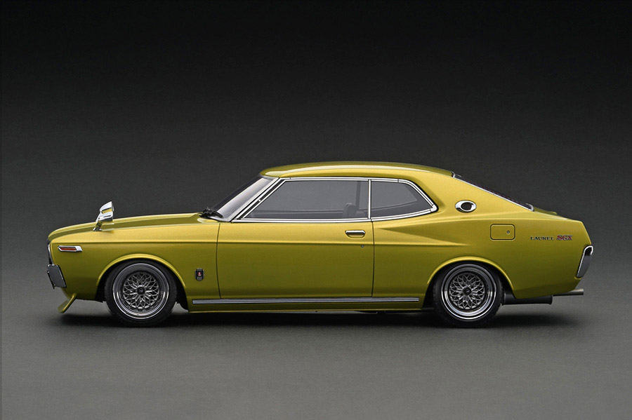 IG3011 1/18 Nissan Laurel 2000SGX (C130) Green With Engine | LINE