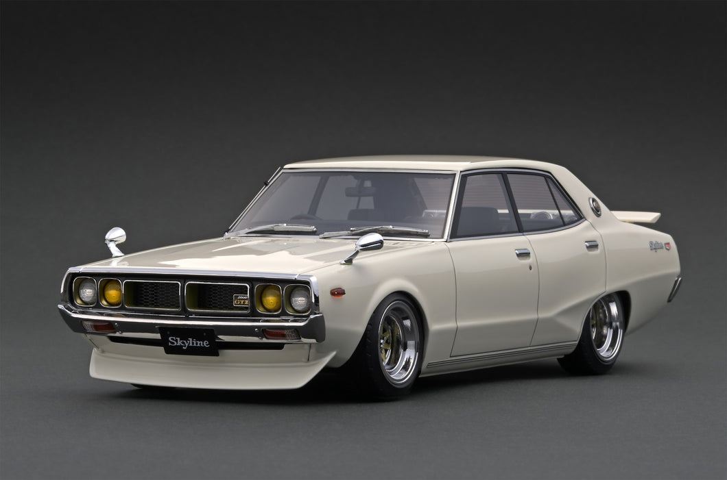 IG1979 Nissan Skyline 2000 GT-X (GC110) White – ignition model
