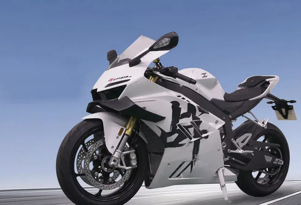 ZXMoto la nuova sportiva cinese 3 cilindri da 148 CV | inSella