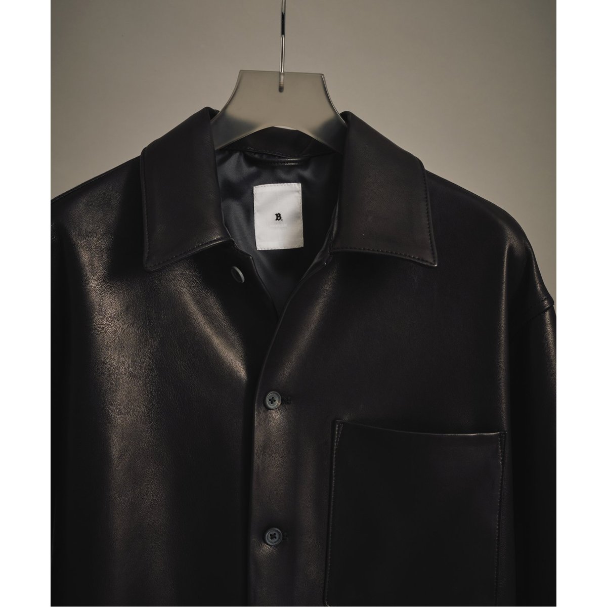 LA BOUCLE / ラブークル】ネイキッド ラム レザー ワンピースカラー