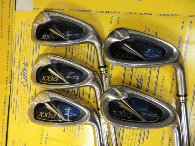 ゼクシオ ダンロップ XXIO8 アイアン 7番 R XXIO8 アイアン7番