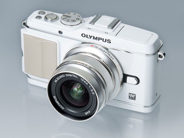 タッチパネル対応の“OLYMPUS PEN”最上位機――オリンパス「E-P3」（1/3