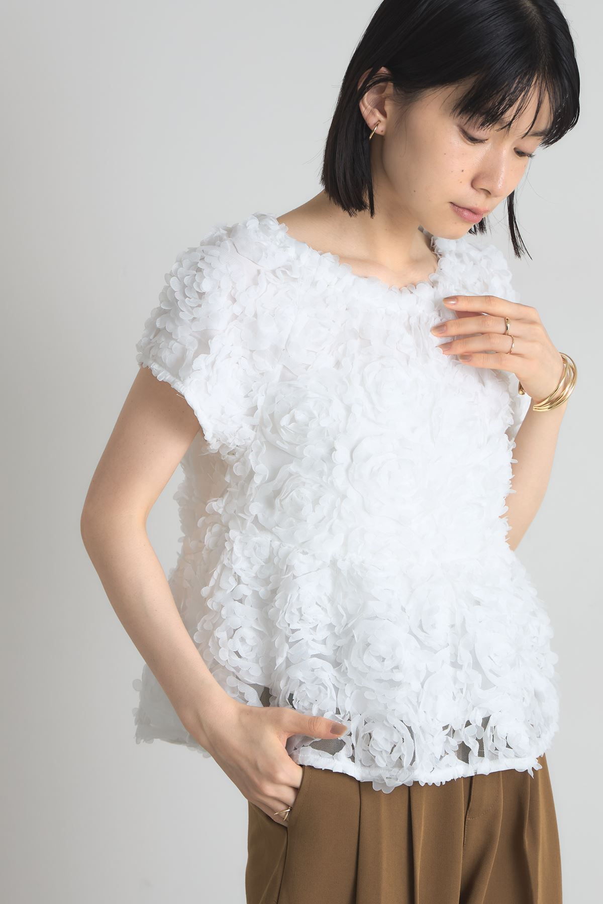 花びらチュールペプラムトップス