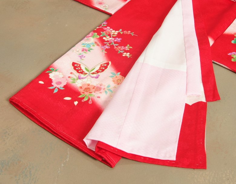 楽天市場】お宮参り 着物 女の子 赤ちゃん 絹100％ 正絹初着 赤色 鼓