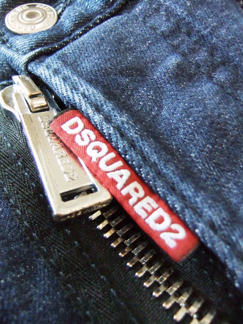 Dsquared2 - ZIP DARK WASH SKATER JEAN スケーター ジーンズ