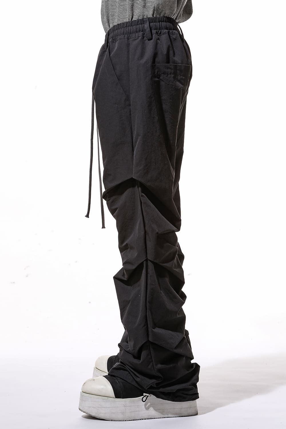 A.F ARTEFACT - ナイロンタックバギーパンツ / Tuck Baggy Pants