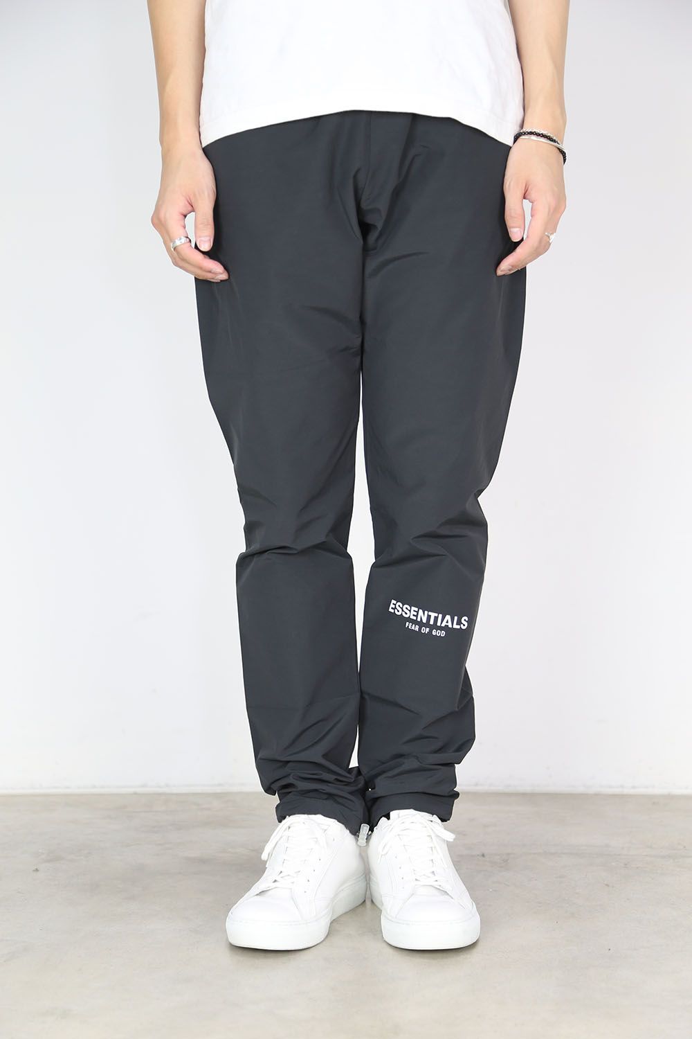 FOG ESSENTIALS - NYLON COTTON PANTS / ブラック | Tempt