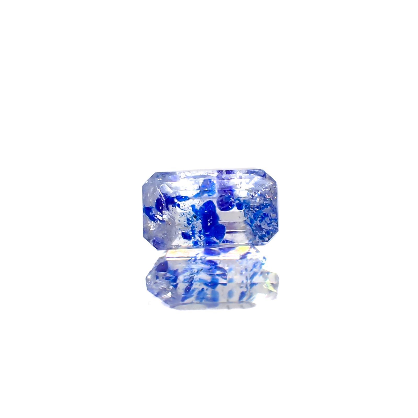 ラズライトインソーダライト フルオレッセンス(宝石名ラズライト イン