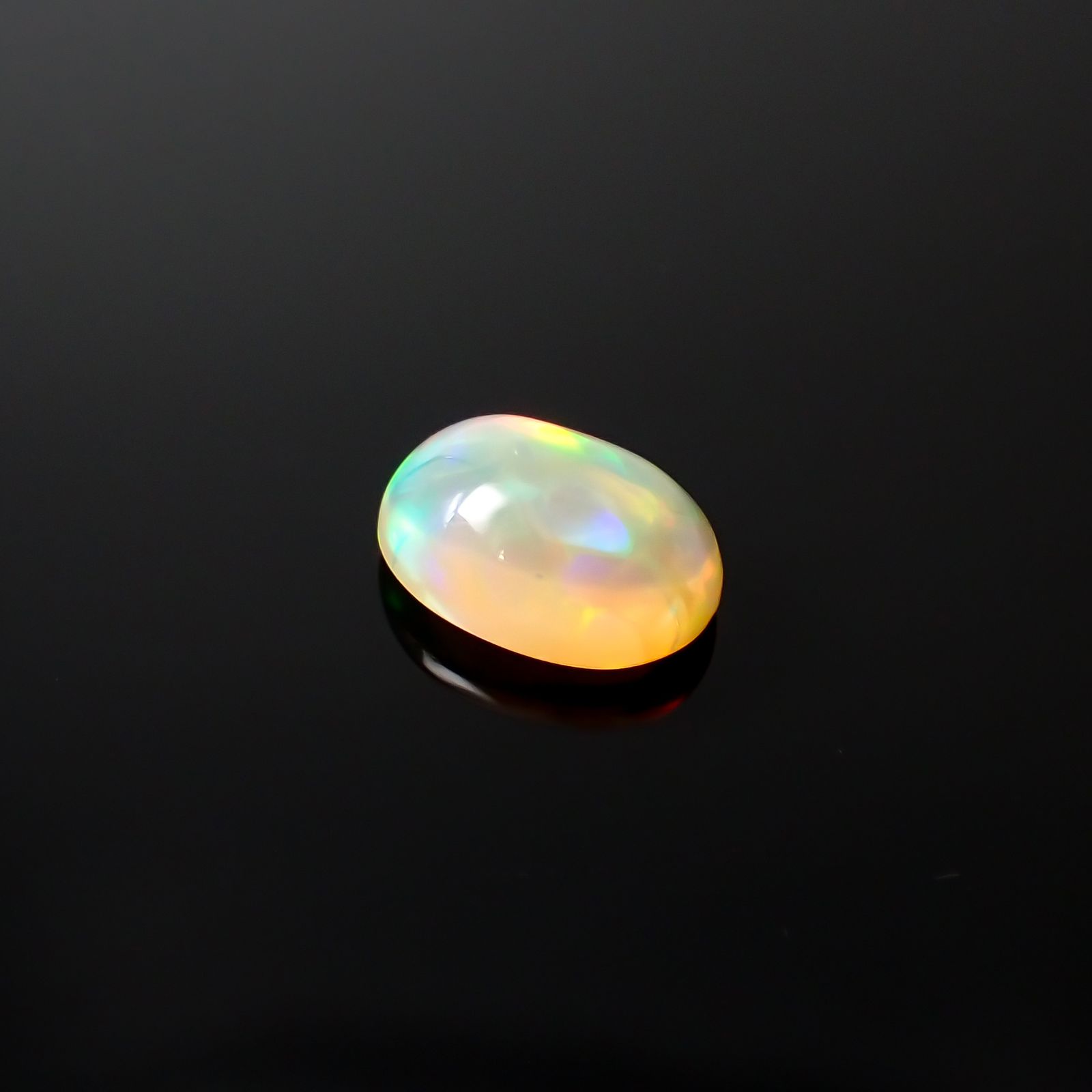 ハニカムオパール エチオピア産 3.16ct / 12.6x9.5mm前後 [240427146