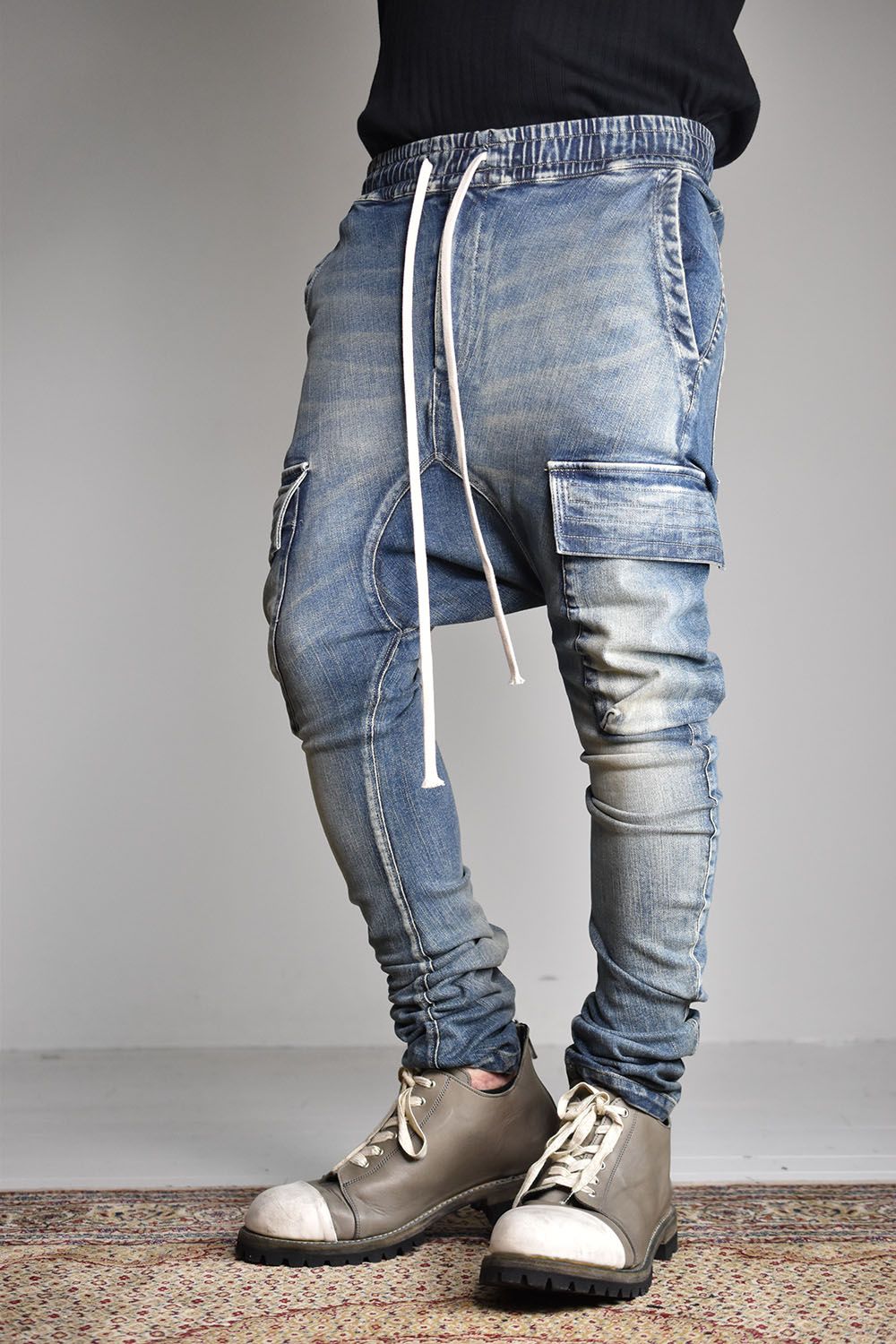 A.F ARTEFACT - Indigo Stretch Denim Saeouel Cargo Skinny Pants